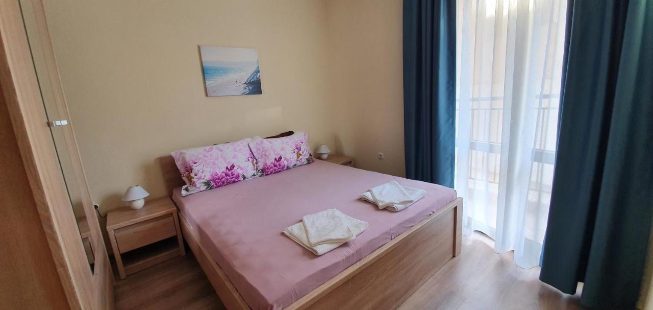 Luxury Apartments Ekaterina Chernomorets Exterior foto