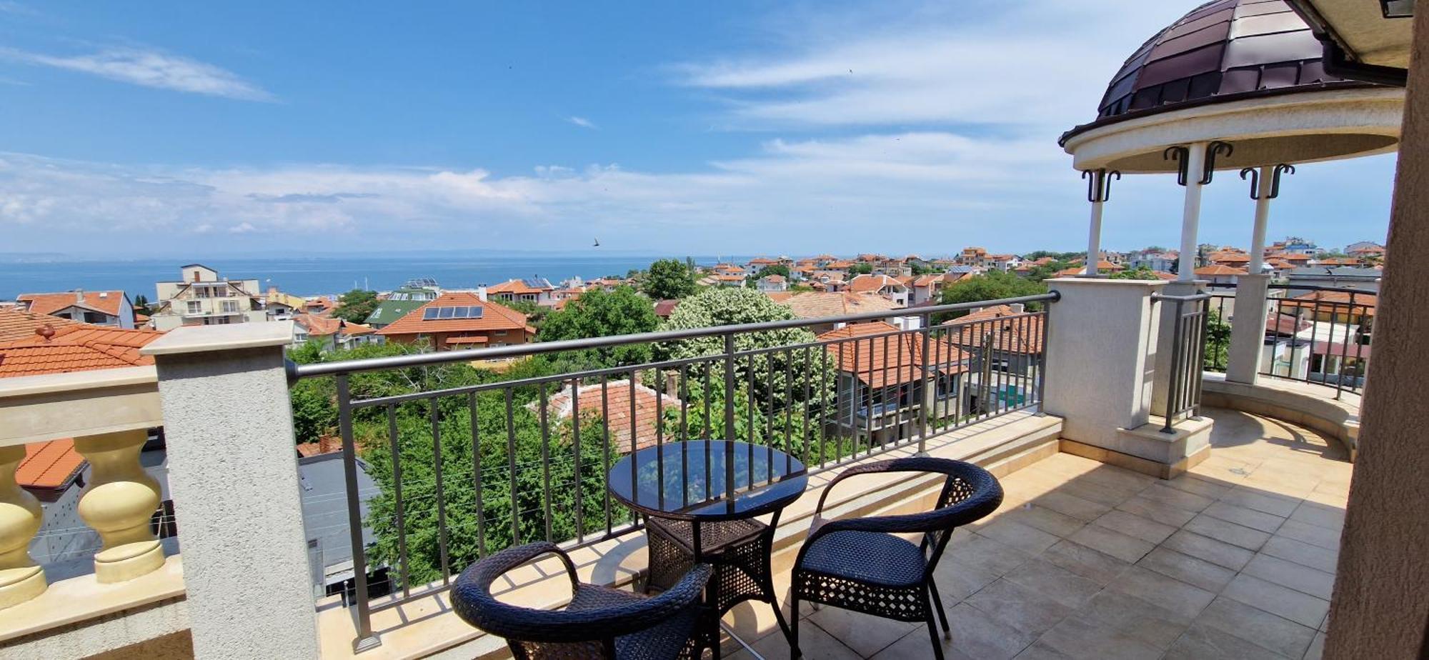 Luxury Apartments Ekaterina Chernomorets Exterior foto